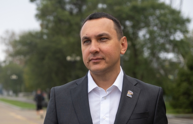 Максим Иванов