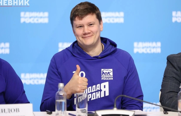 Александр Амелин