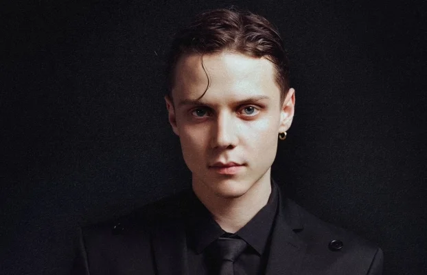 Ваня Дмитриенко